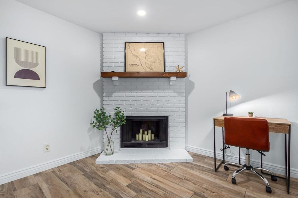 Modern Mesa Oasis Free Heated Pool Al-fresco Living