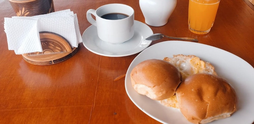 Hotel DoubleTree by Hilton Greensboro - Image 1