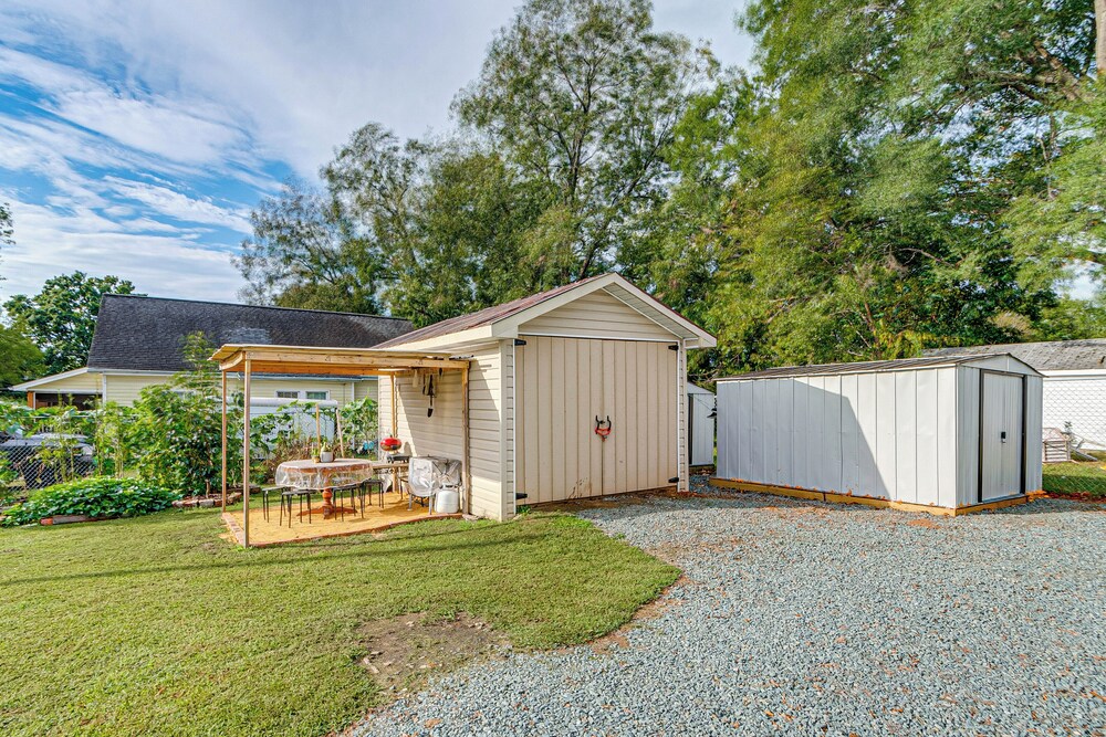 Walk to Historic Dtwn Burlington: Home w/ Yard