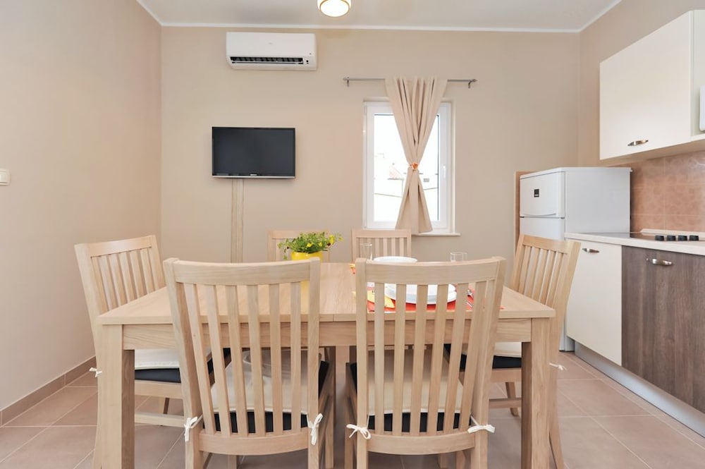 Apartments Kruno