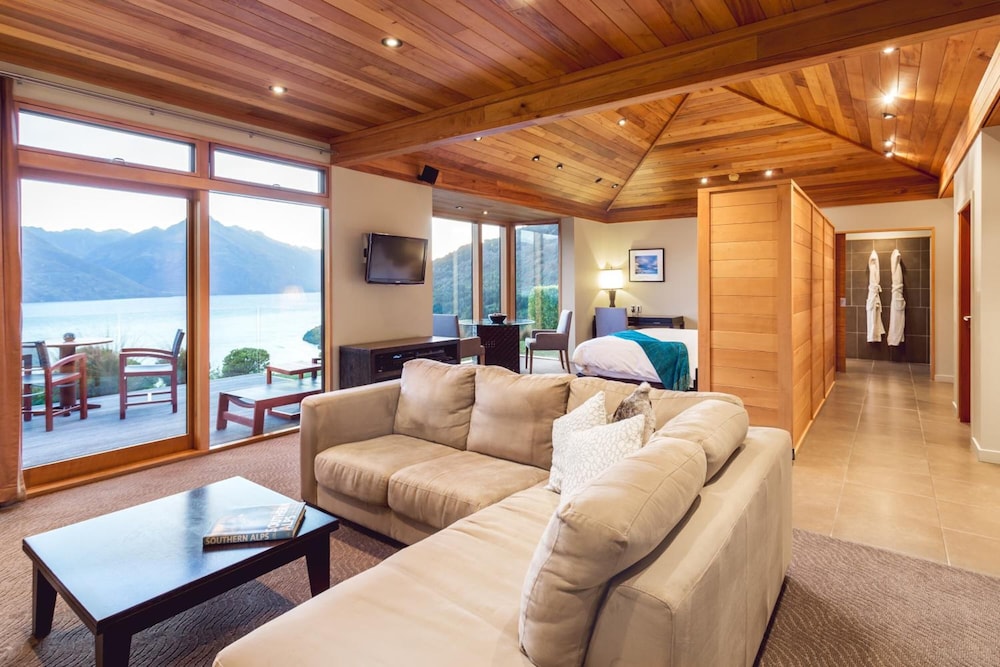 Azur Lodge 7