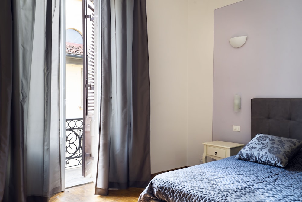 Live Florence Guesthouse