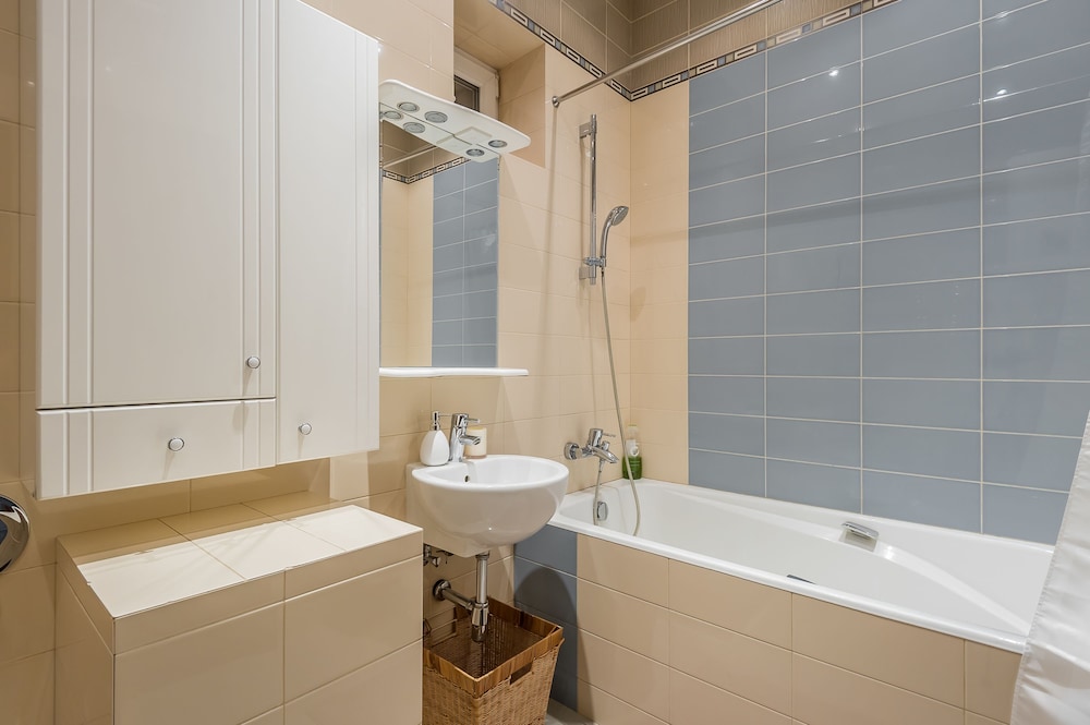 GM Apartment Serafimovicha 2