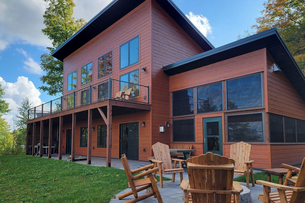 Million Dollar View! Whitecap Mtns Ski Resort Home
