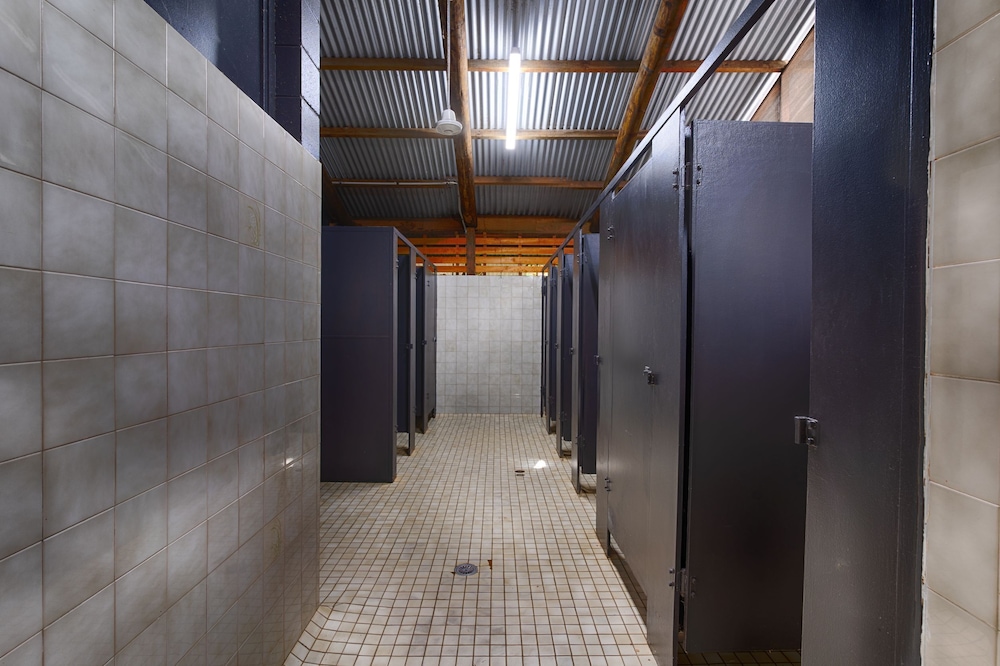PKs Jungle Village - Hostel