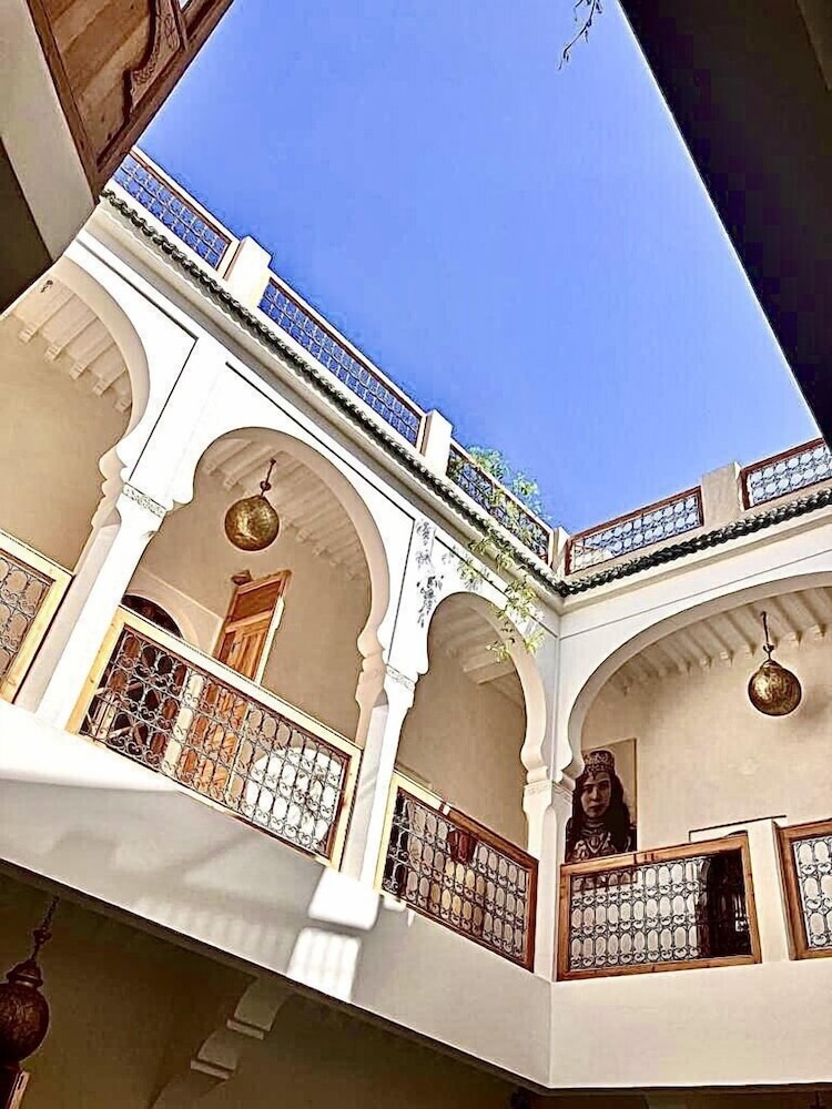 Riad LallaBaya