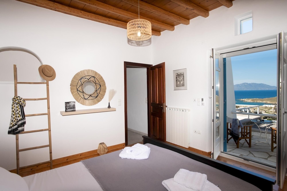 Diamond Sunset Villa by Whitelist Mykonos view 2