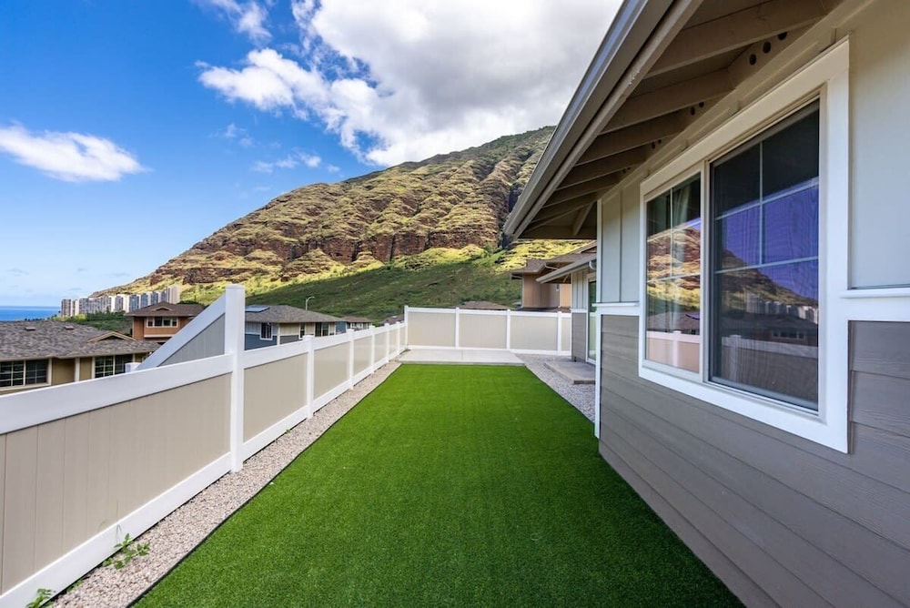 @ Marbella Lane - Serene & Lovely MT + Ocean Views