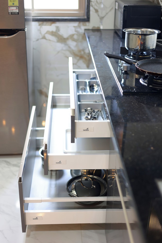 Escape - Stays and Serviced Apartments