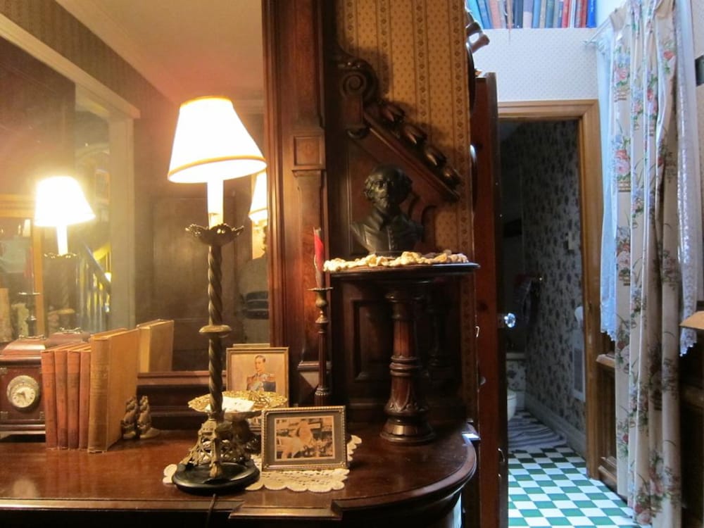 Photo 10