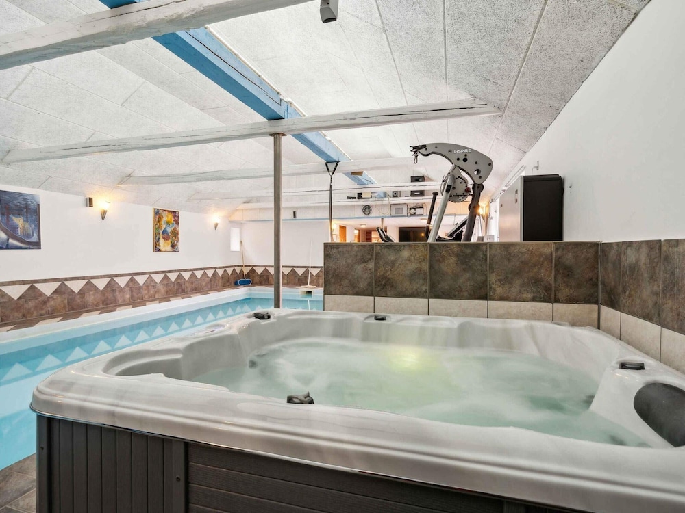 5 Star Holiday Home in Hasselager