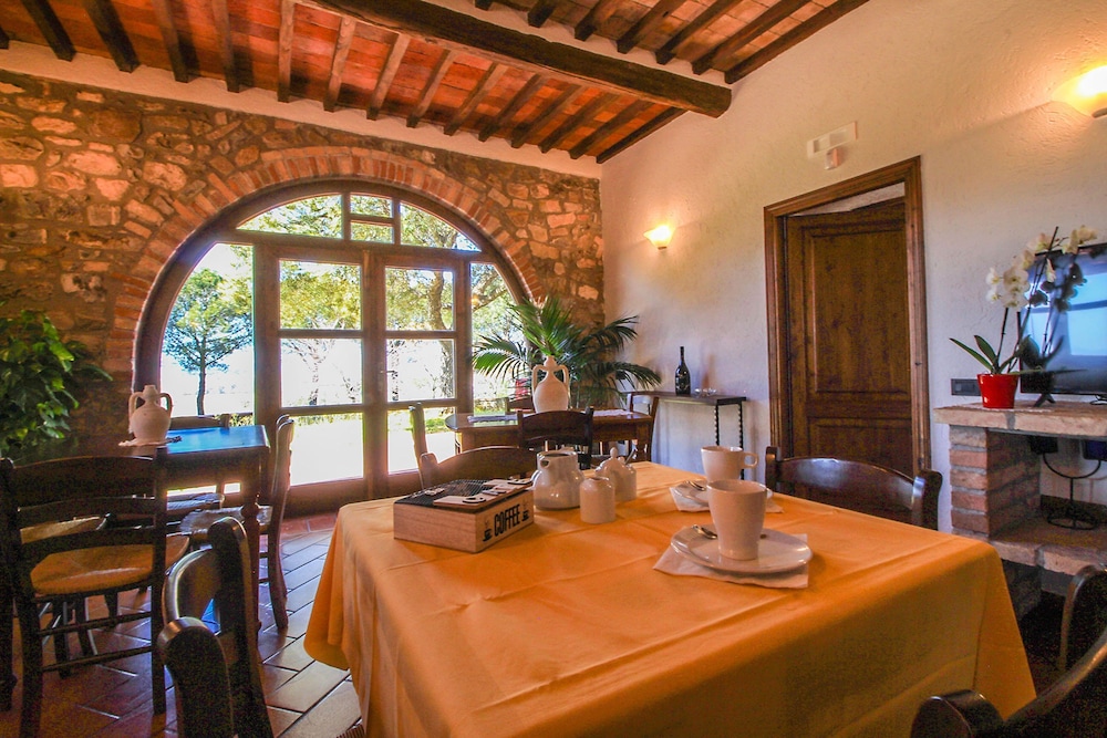 Villa Campo Valerio con Grande Piscina