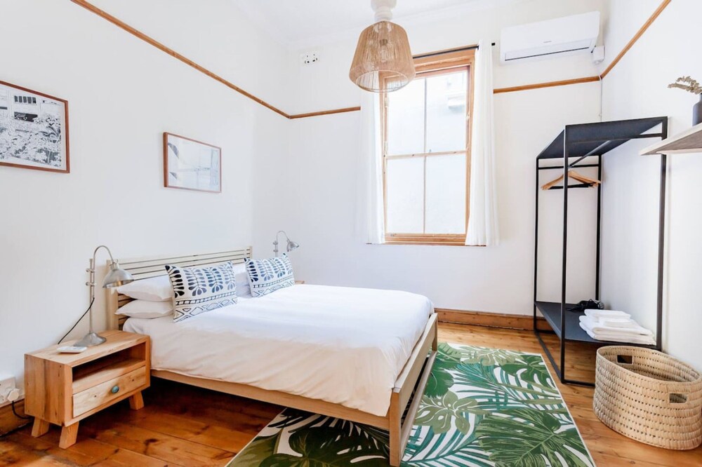 Spacious 3-bed Sunlit Comfort Power Backup