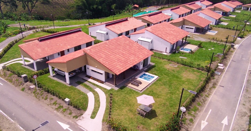 TRES COLINAS 55