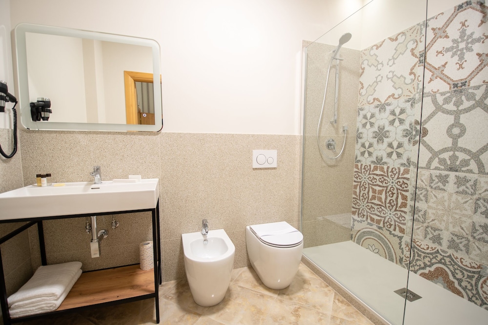 Lifestyle and Suites