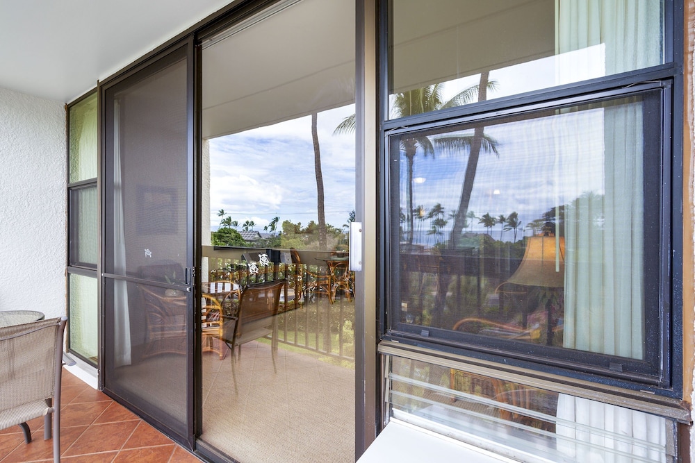 Maui Vista 1-308 - Steps From the Beach, Renovated, Ocean Views, New Windows, AC