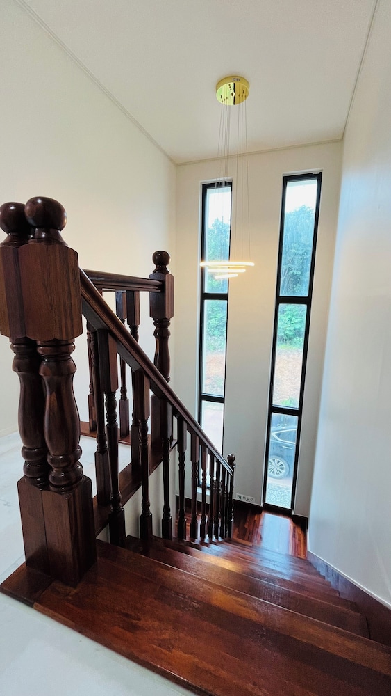 Sea & You pool villa pension
