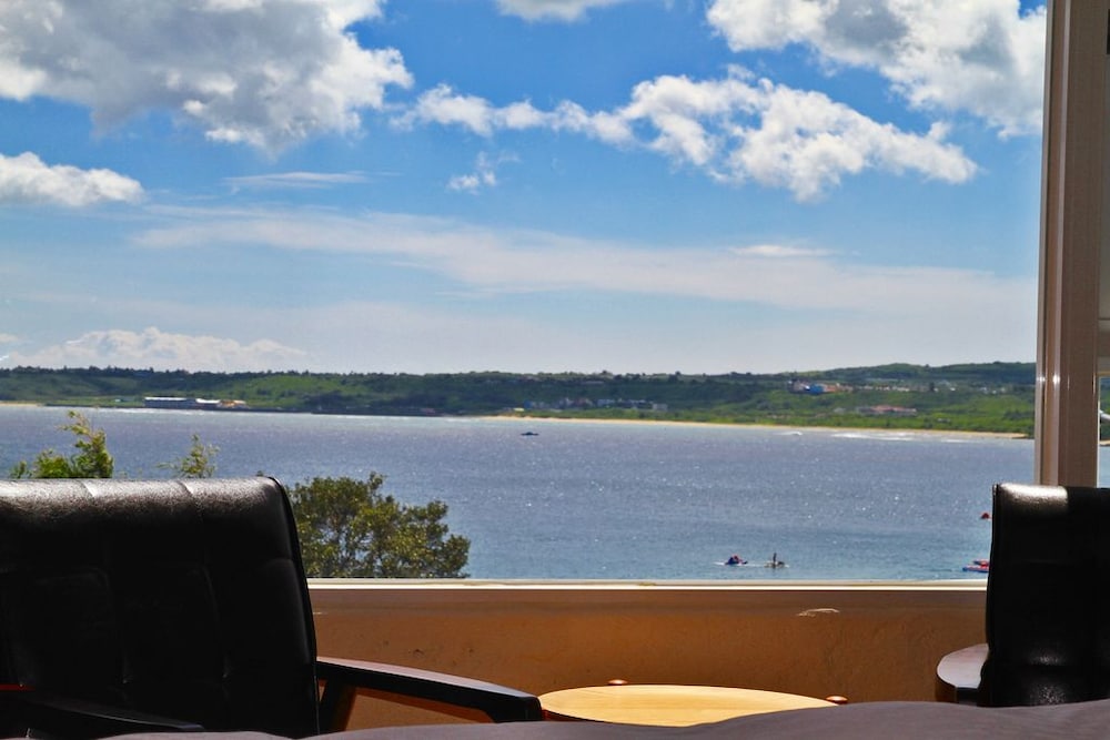 Just Hi Seaview B&B