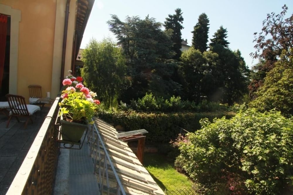 Lisander Bed & Breakfast