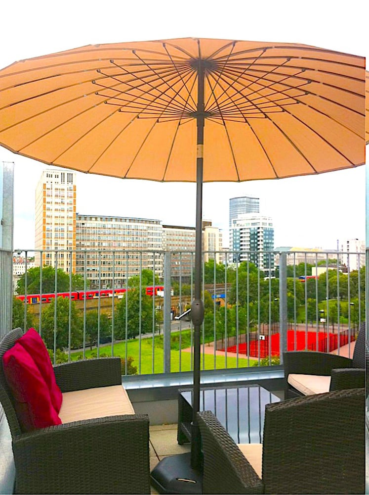 outdoor bbq area