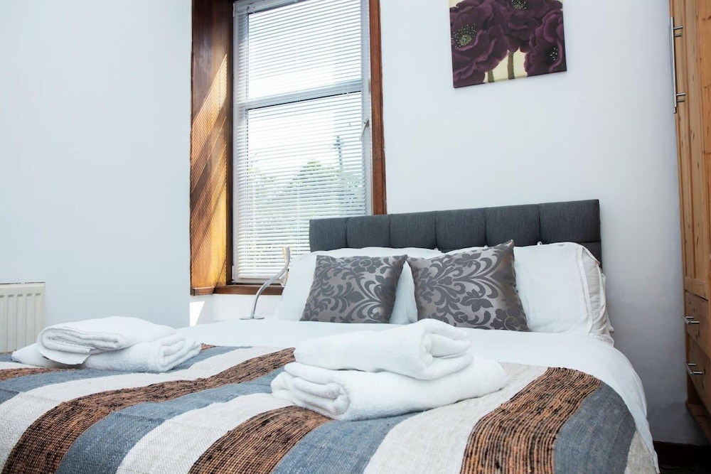 The Summit West End - 1BR Cosy Flat, Central, Wifi view 5