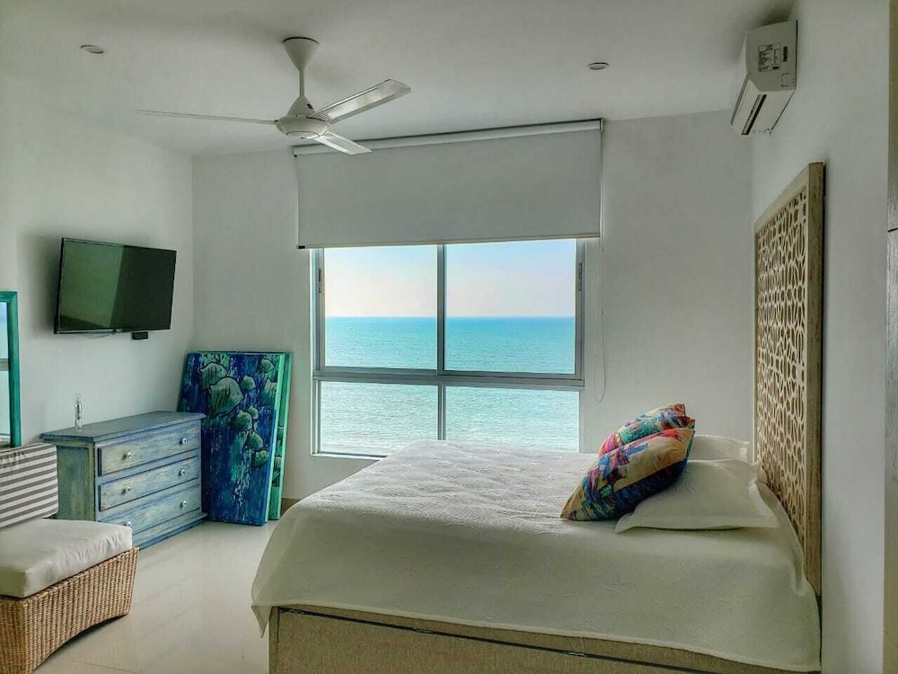 Lujoso Apartamento Frente al Mar view 4