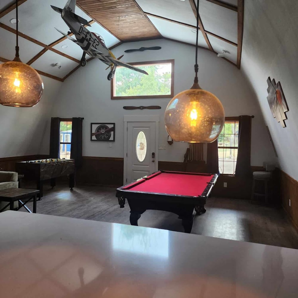 Terracotta Oasis - Wimberley for 30 Guests