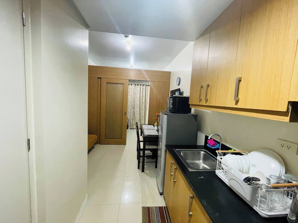 Fancy Pasay City Apartment for Rent - Mall of Asia Nearby Front of Mall Of Asia
