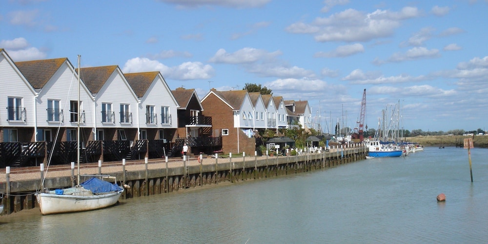 16 The Boathouse, RYE