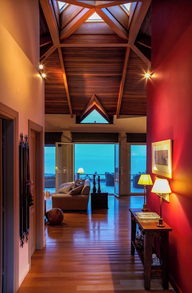 Villa Lauriet Kratigos - Private Escape With Views