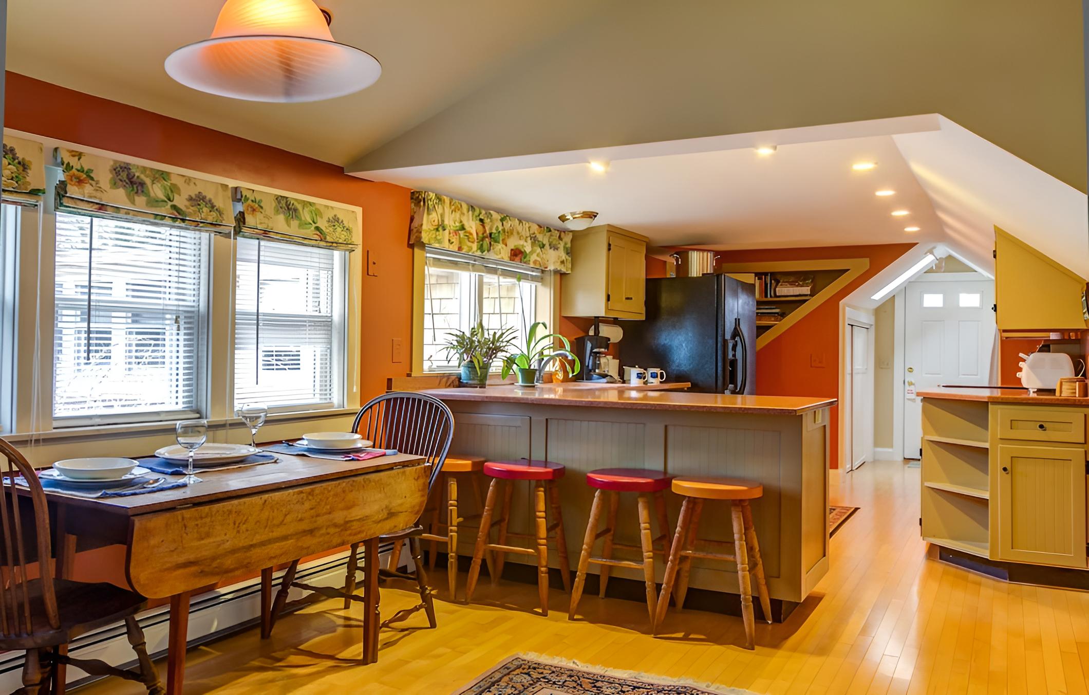 Chatham Guest Rooms