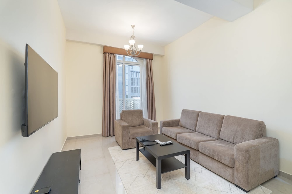 Heart-captivating 1 Bedroom in Hanover Square
