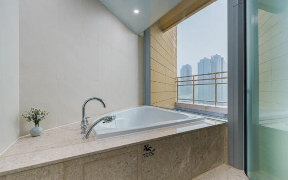 Kwangsu Hotel Haeundae 72