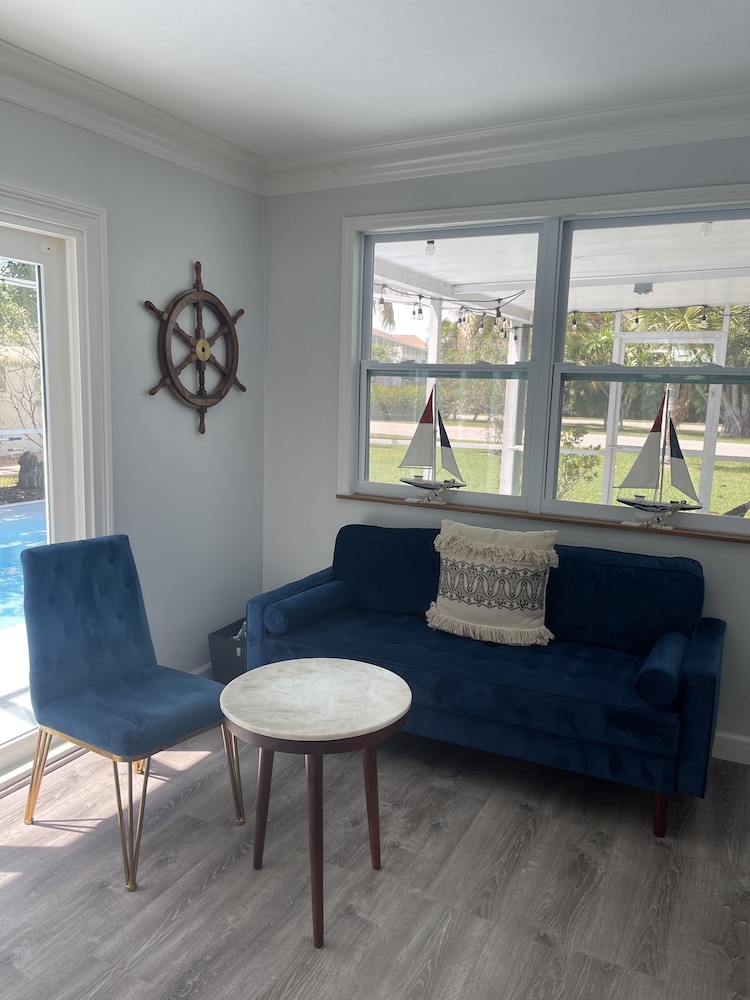 Island Escape view 2