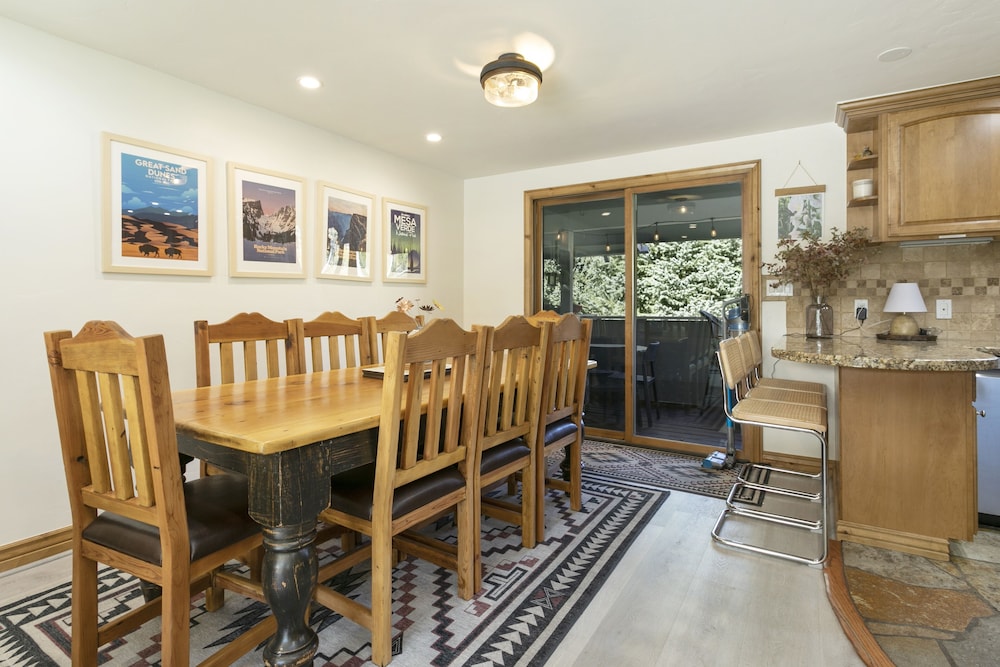 749 Deer Blvd 3 Bedroom Condo