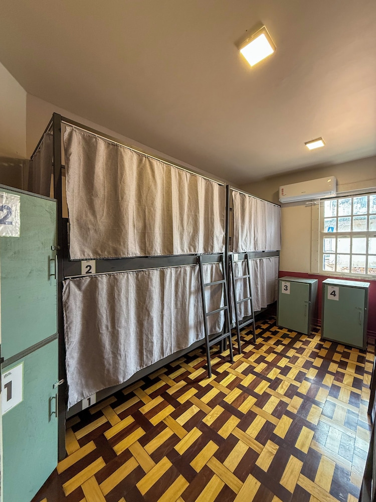 Local Hostel Belém