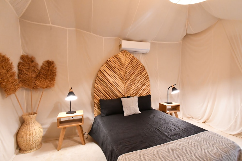 Arena y Mar Seaside Glamping Adults Only