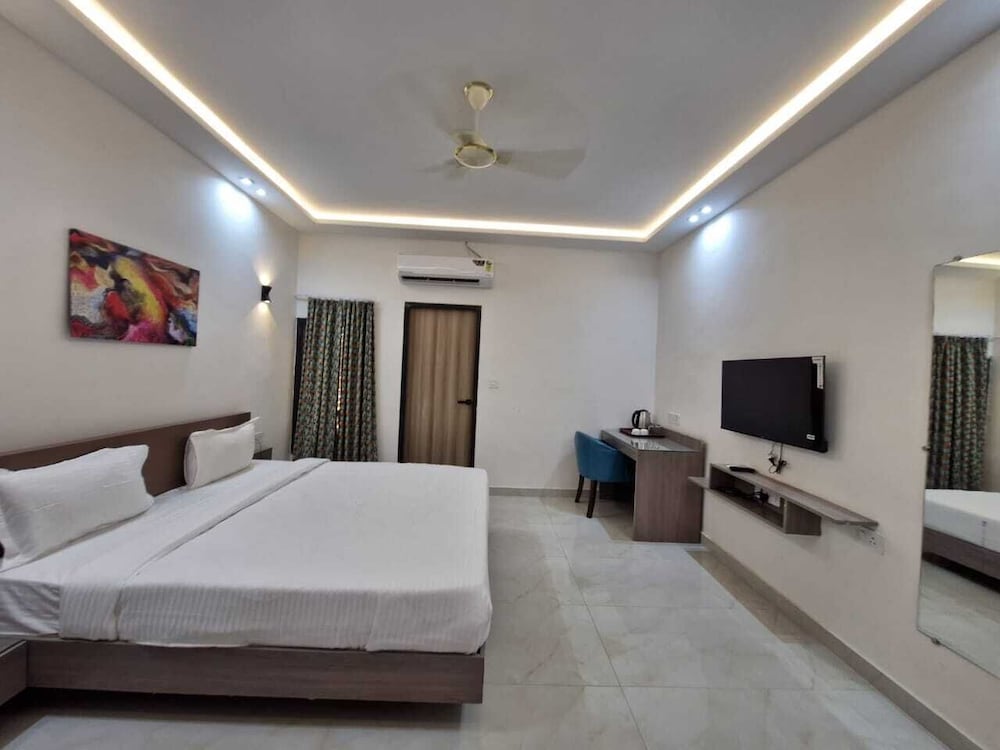 Hotel Grand Vasante
