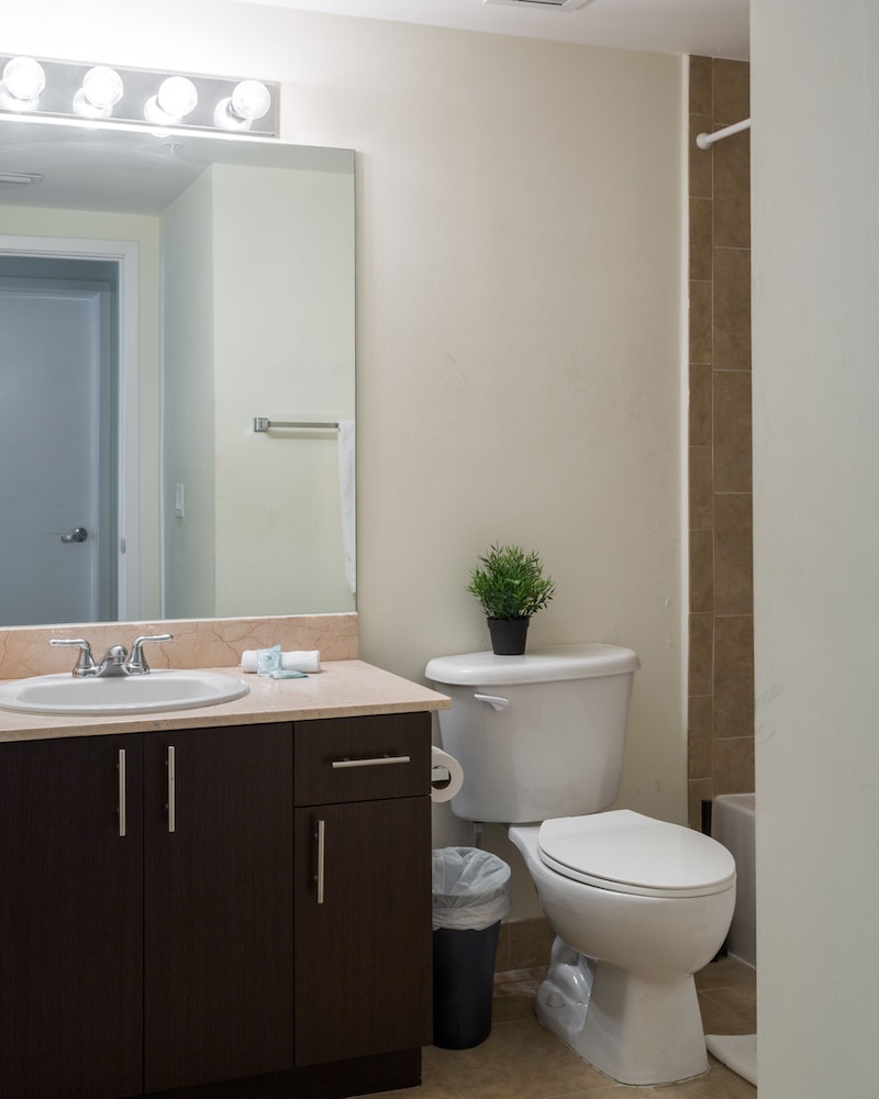 Oaks on the River Boutique Residences