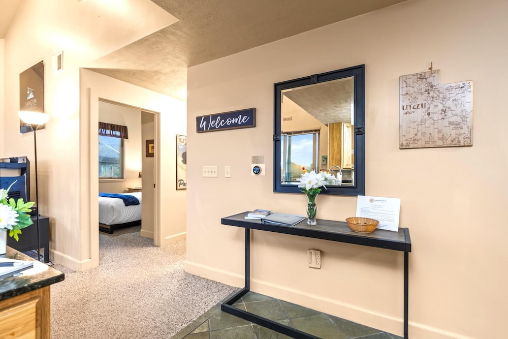 KBM Resorts Crestview Condos Spacious Condo Near Olympic Park With gas Fireplace, Year-round Pool, hot Tub, City Wide Shuttle Access. Cvc-308b