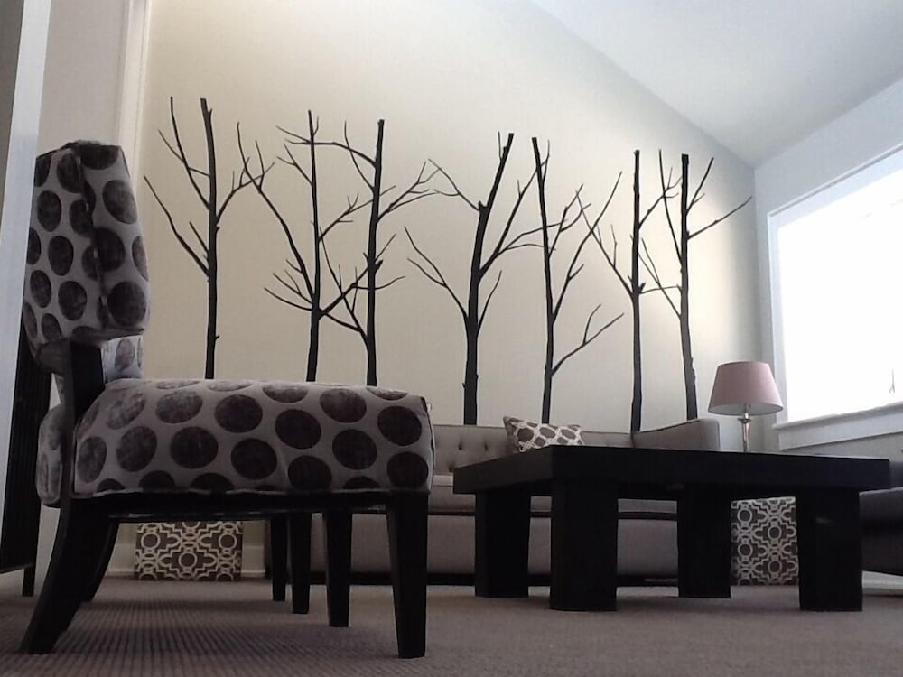 Sequel inn Creemore