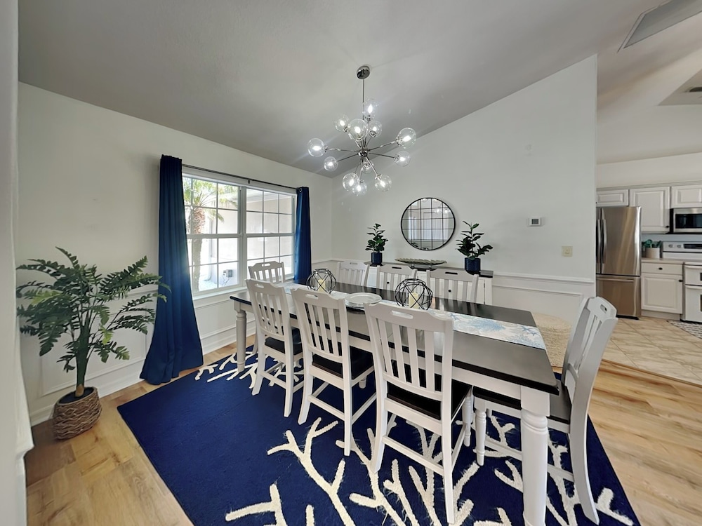 Shore Thing by Distinctive Beach Rentals