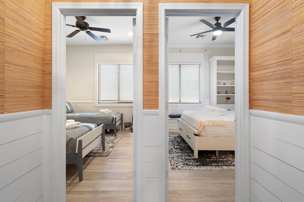 Dublin in Gilbert With 4 Bedrooms and 2 Bathrooms