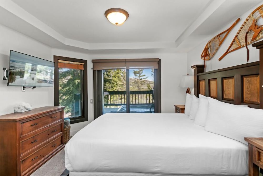 107 - Three Bedroom with Spa Ridgepoint 3 Condo