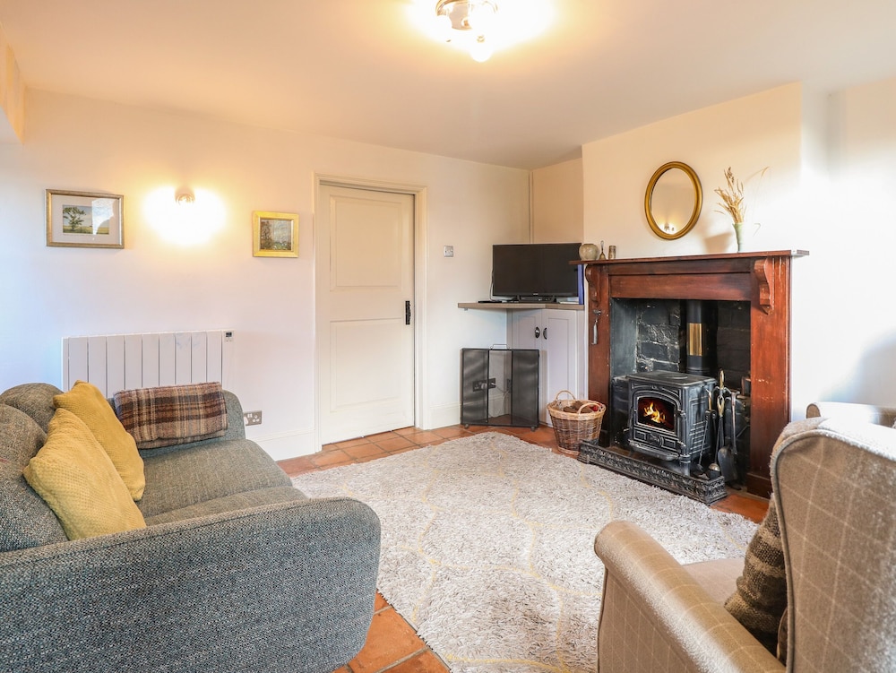 Lanthorn Cottage