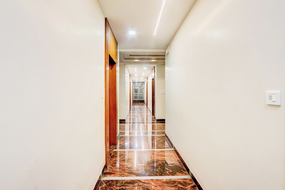 Fabhotel Vishnu Grand