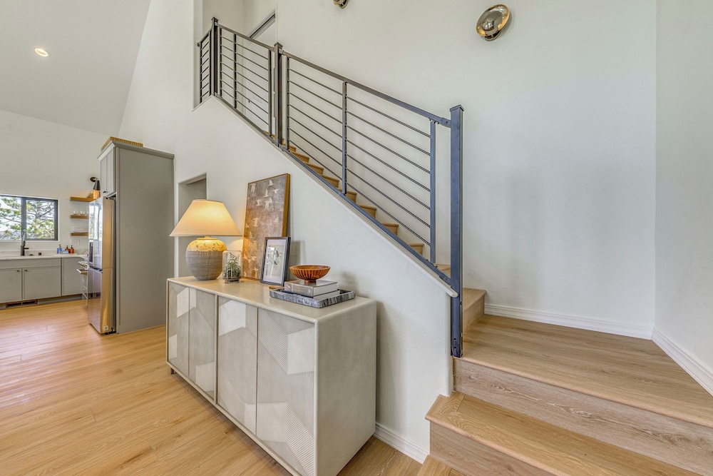 Sierra Blanca Views: New-build Cabin in Ruidoso