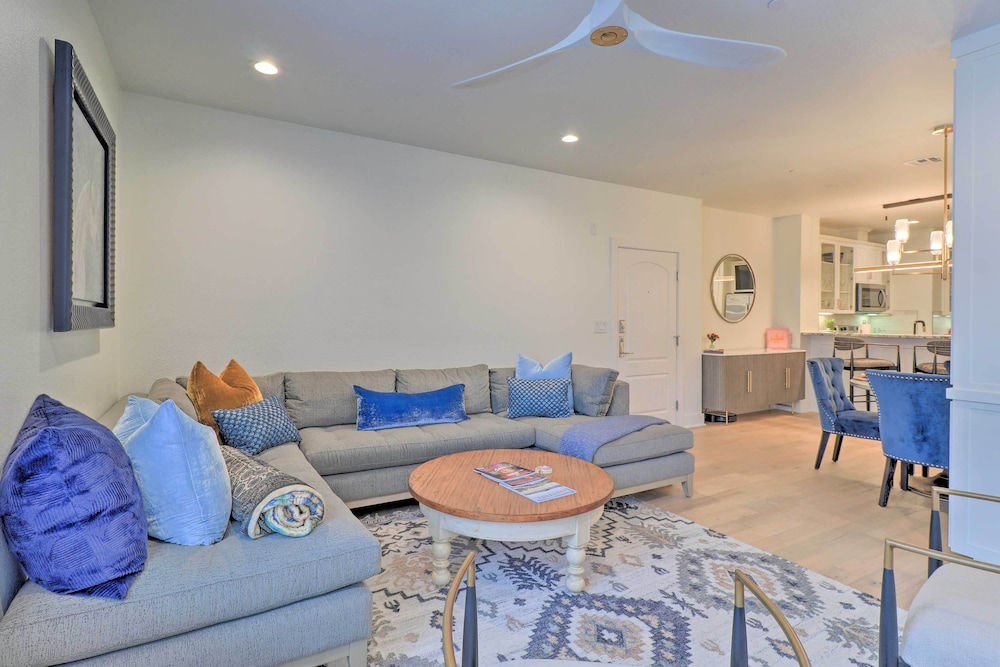 Lake LBJ Condo w/ Balcony Shared Boat Docks - Property Image 16