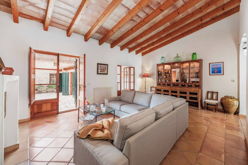 Finca Martorell