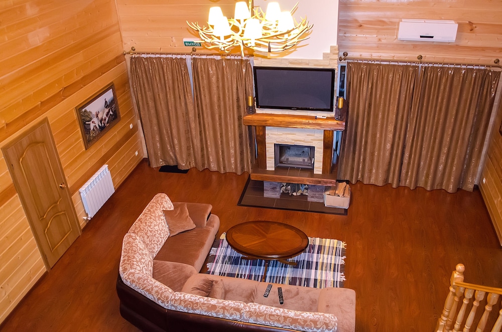 Woods Lake Resort